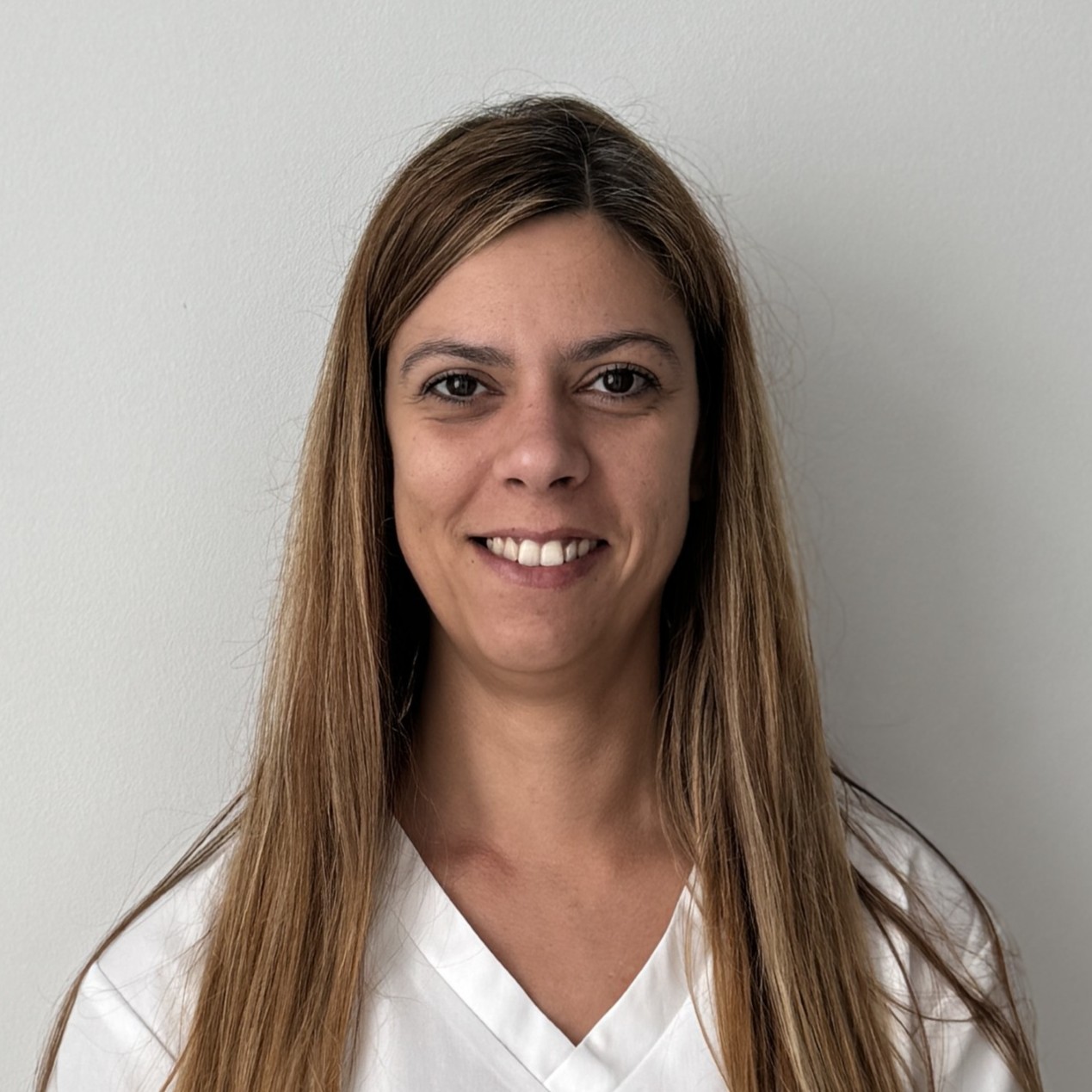 NOEMÍ DELGADO CARRANZA. Réceptionniste